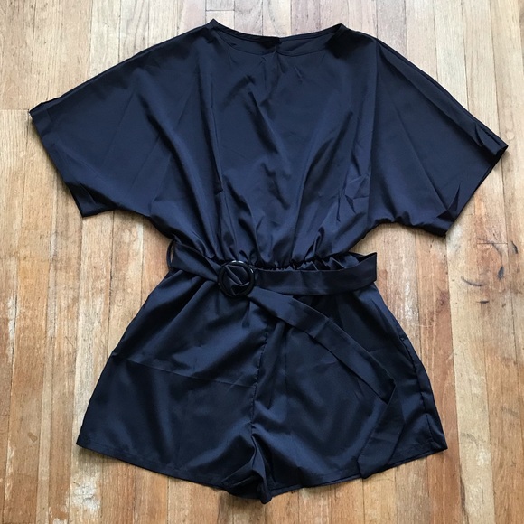 Pants - 💐5/$25 Black Short Sleeve Romper
